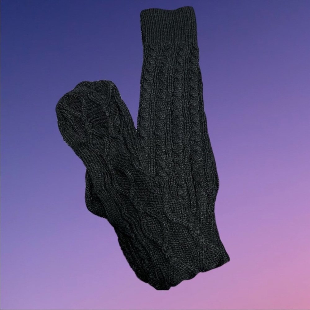 Over the knee black cable knit socks stockings - Picture 7 of 9